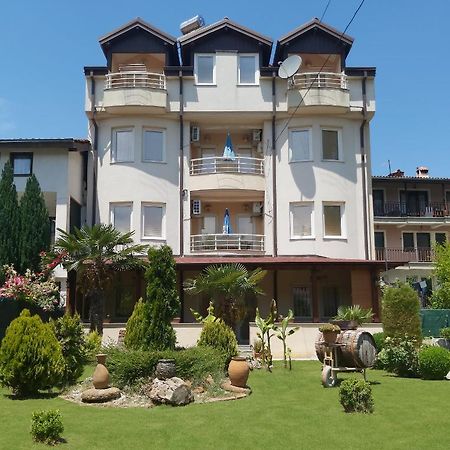 Celus Apartments Охрид Екстер'єр фото