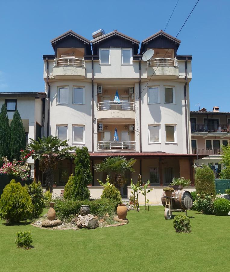 Celus Apartments Охрид Екстер'єр фото